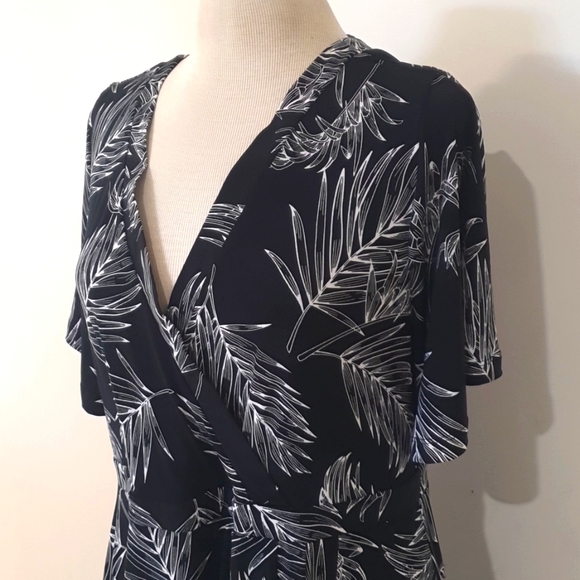 Beme New Dress Size 18 approx Black White - Picture 4 of 9